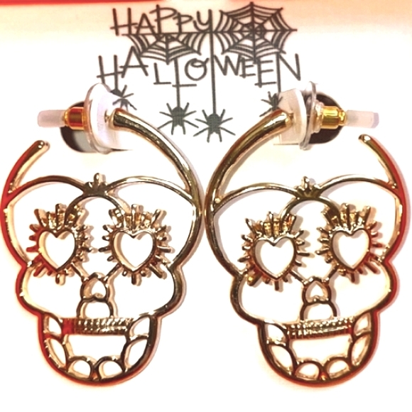 🎃 C&C California Candy Skull Post Earrings in Gold-tone NIB - Picture 5 of 8
